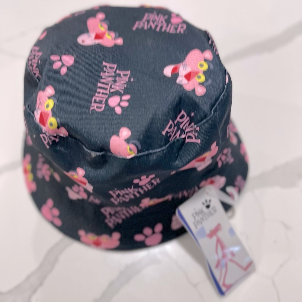 Bucket hat
